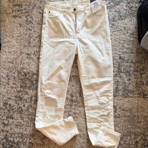 Stylish Cream Distressed Cropped Jeans